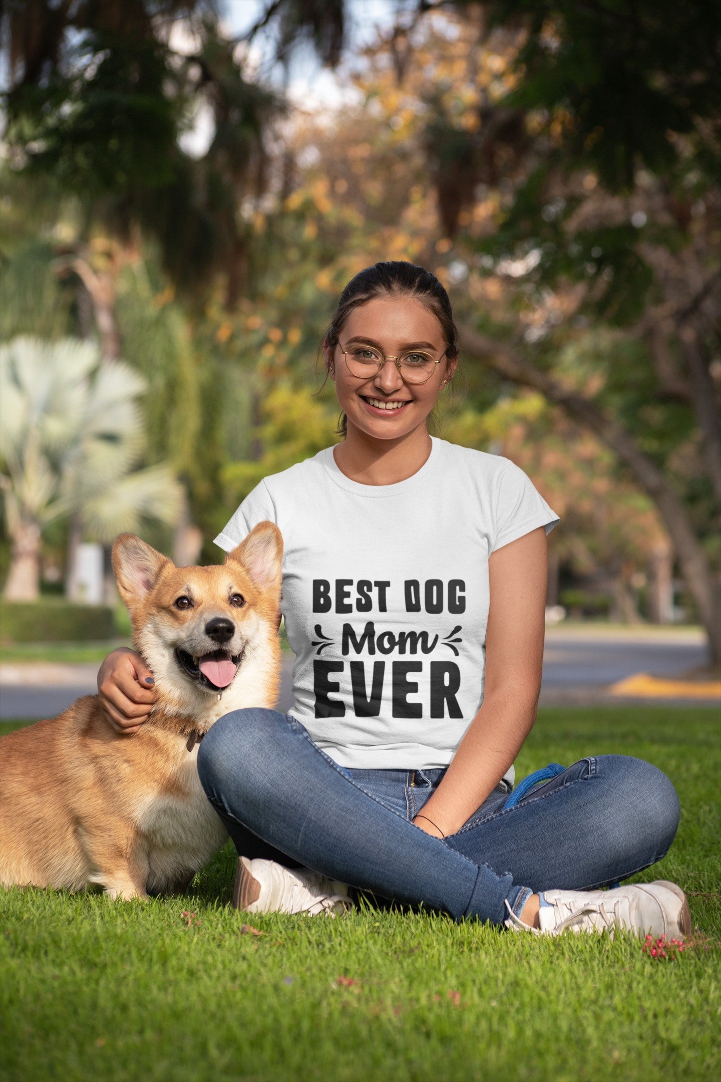 VS Best Mom Dog T-Shirt -  Dog Lover Gift for Her